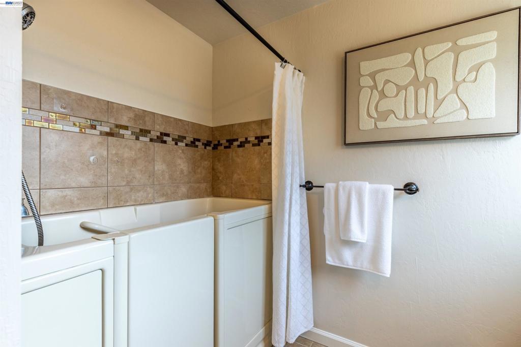 749 Orion Way Property Photo 28