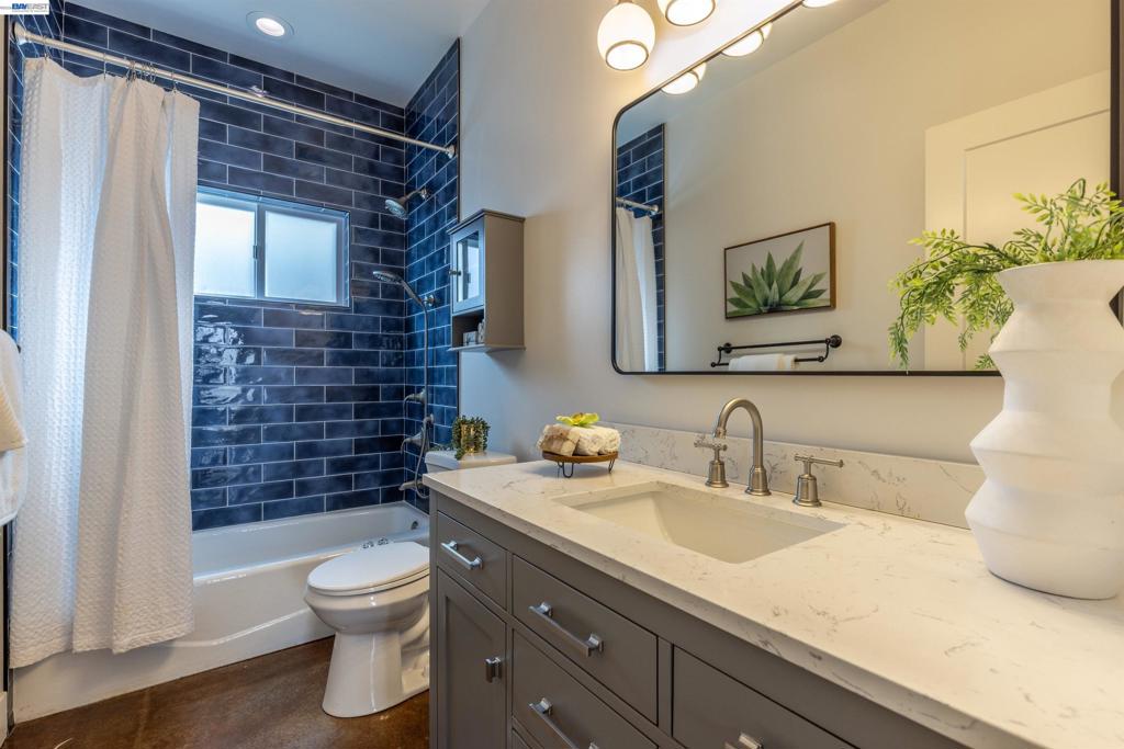749 Orion Way Property Photo 44
