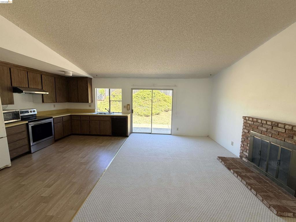 119 Clear Creek Ct Property Photo 21