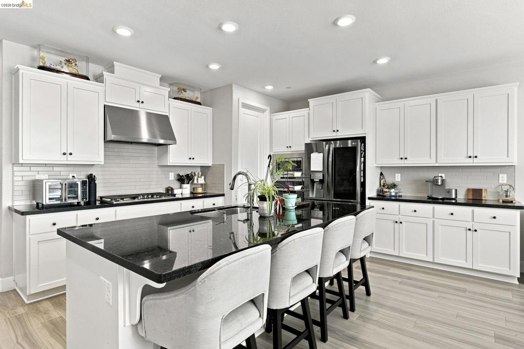 2521 Elan Pl Property Photo 26
