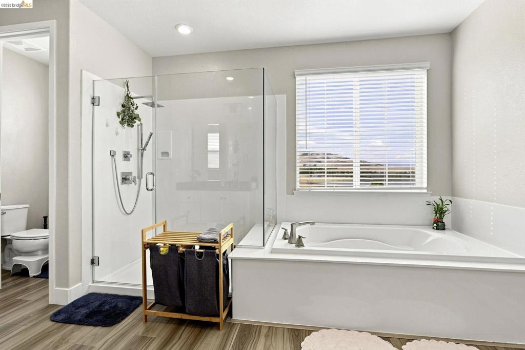2521 Elan Pl Property Photo 43