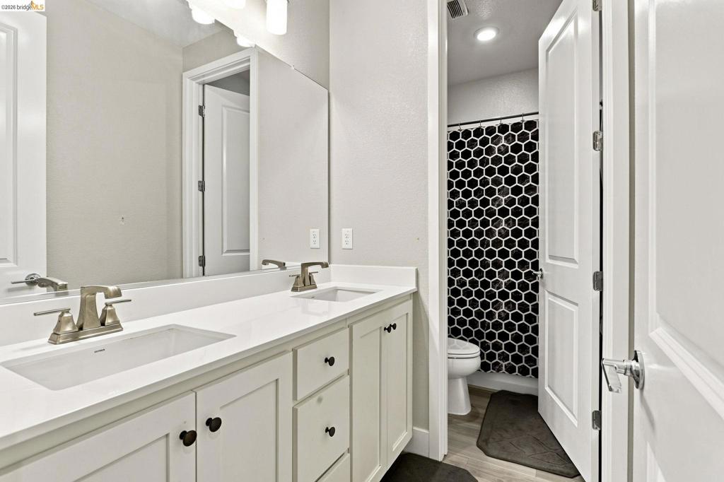 2521 Elan Pl Property Photo 47