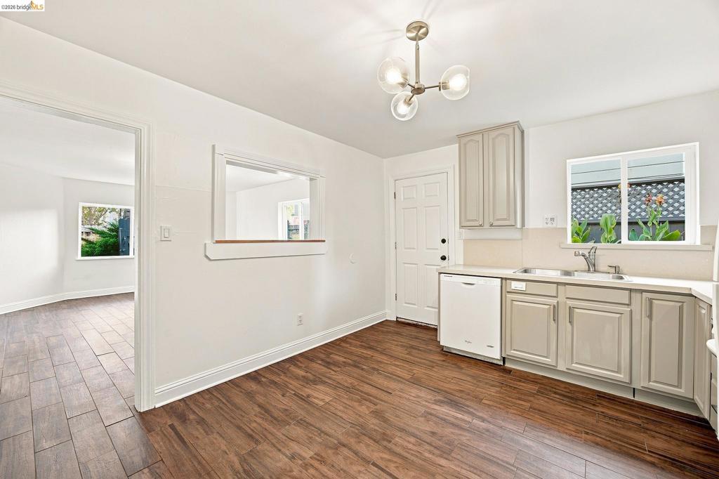 1324 Fitzgerald St Property Photo 38