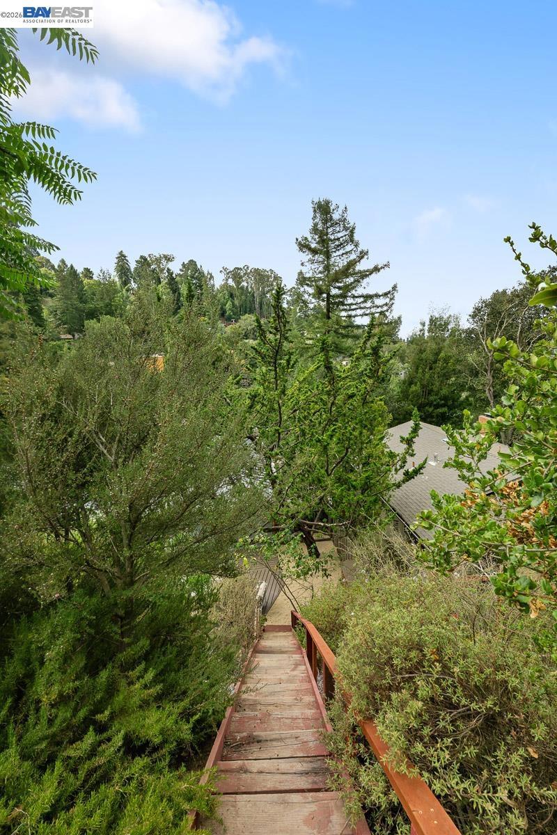 6625 Thornhill Dr Property Photo 37
