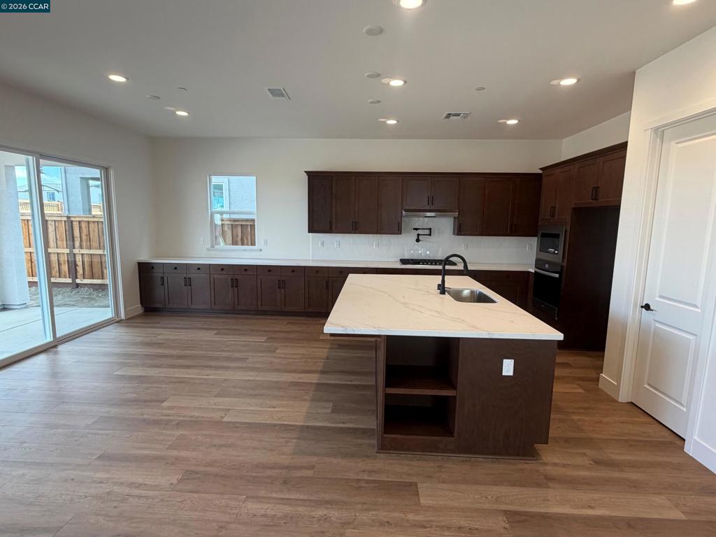 16165 Cartman Ct Property Photo 4