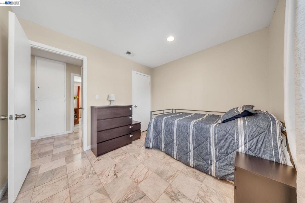 2106 Grackle Ct Property Photo 19