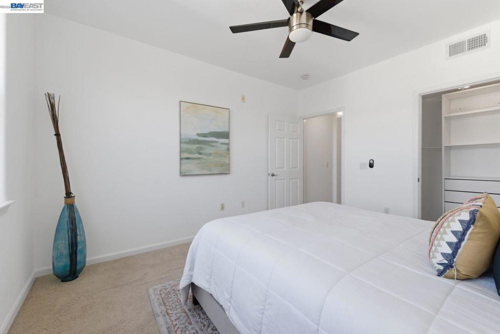 800 S Abel Street 519 Property Photo 21