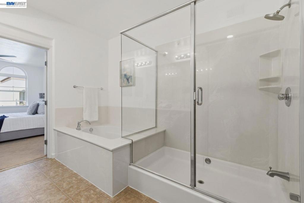 800 S Abel Street 519 Property Photo 22