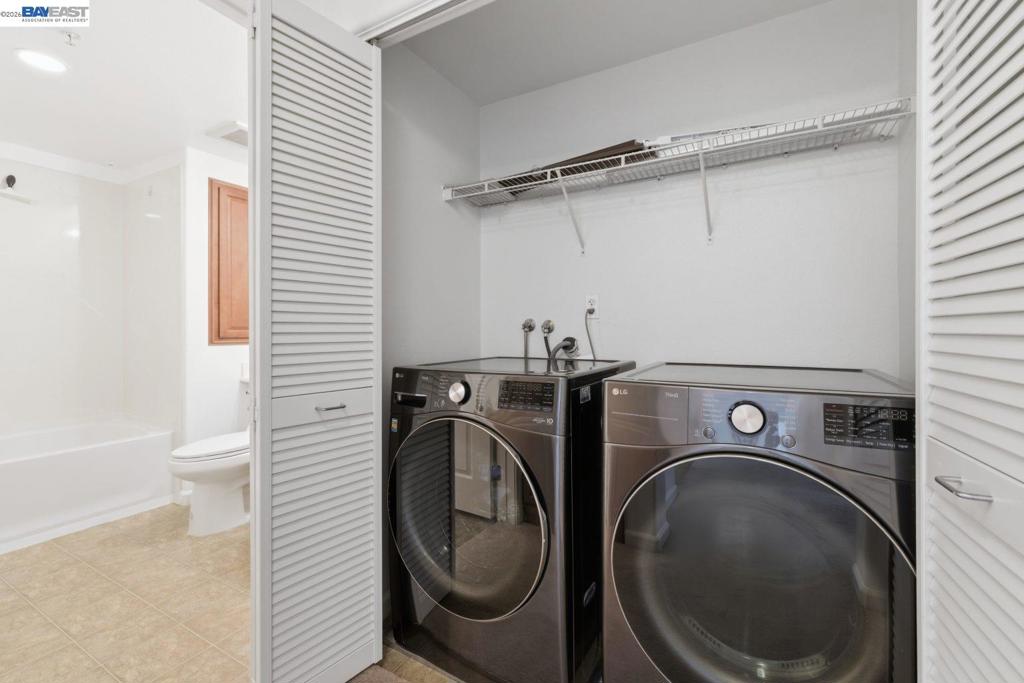 800 S Abel Street 519 Property Photo 27