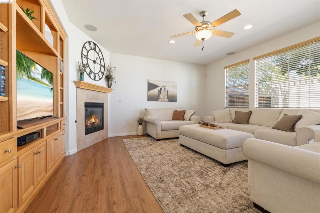 9569 California Oak Cir Property Photo 10