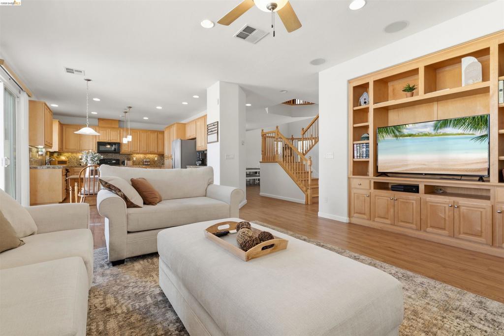9569 California Oak Cir Property Photo 11