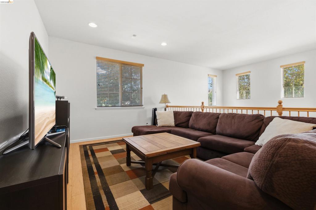 9569 California Oak Cir Property Photo 29