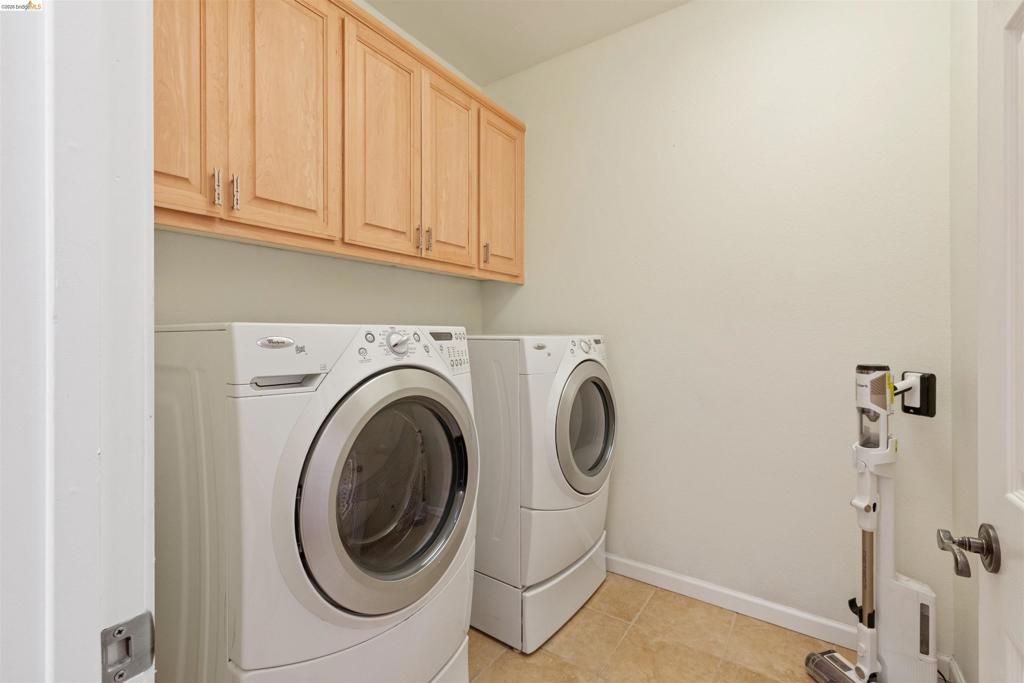 9569 California Oak Cir Property Photo 33