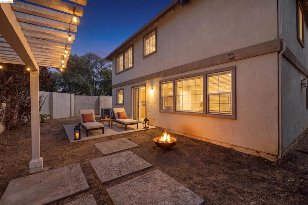 9569 California Oak Cir Property Photo 46