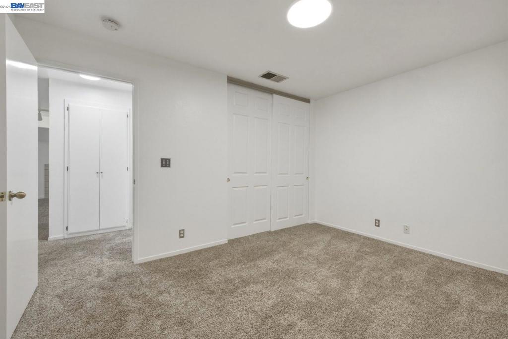 1511 Four Oaks Cir Property Photo 20