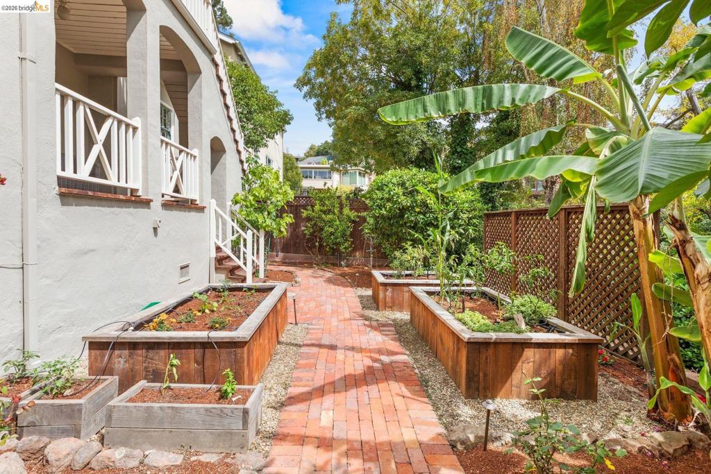 21 Selborne Drive Property Photo 60