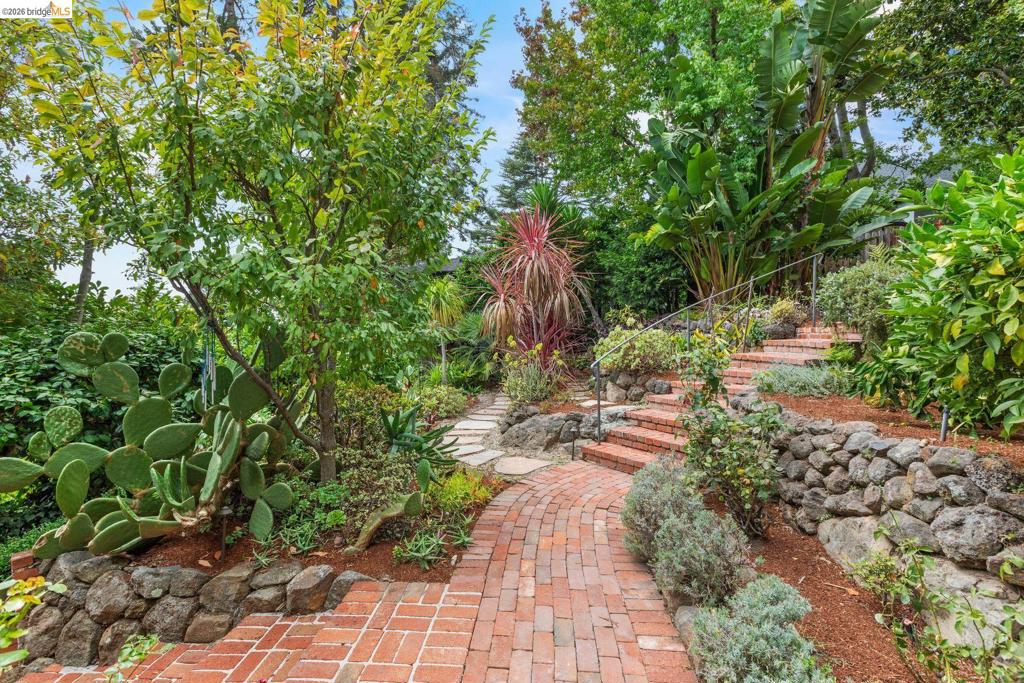21 Selborne Drive Property Photo 65