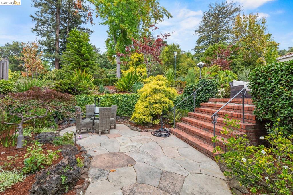 21 Selborne Drive Property Photo 68