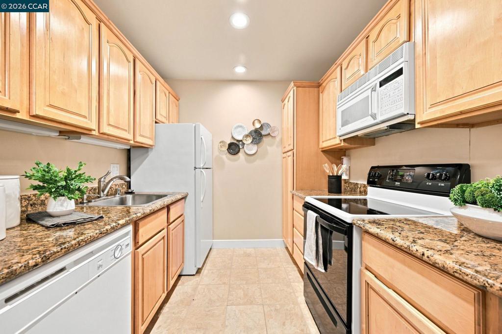1447 Marchbanks Dr 1 Property Photo 10