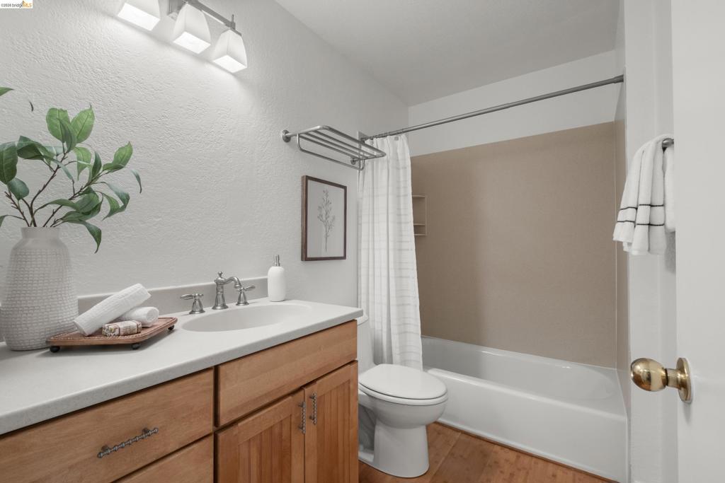 535 Pierce Street 1300 Property Photo 24