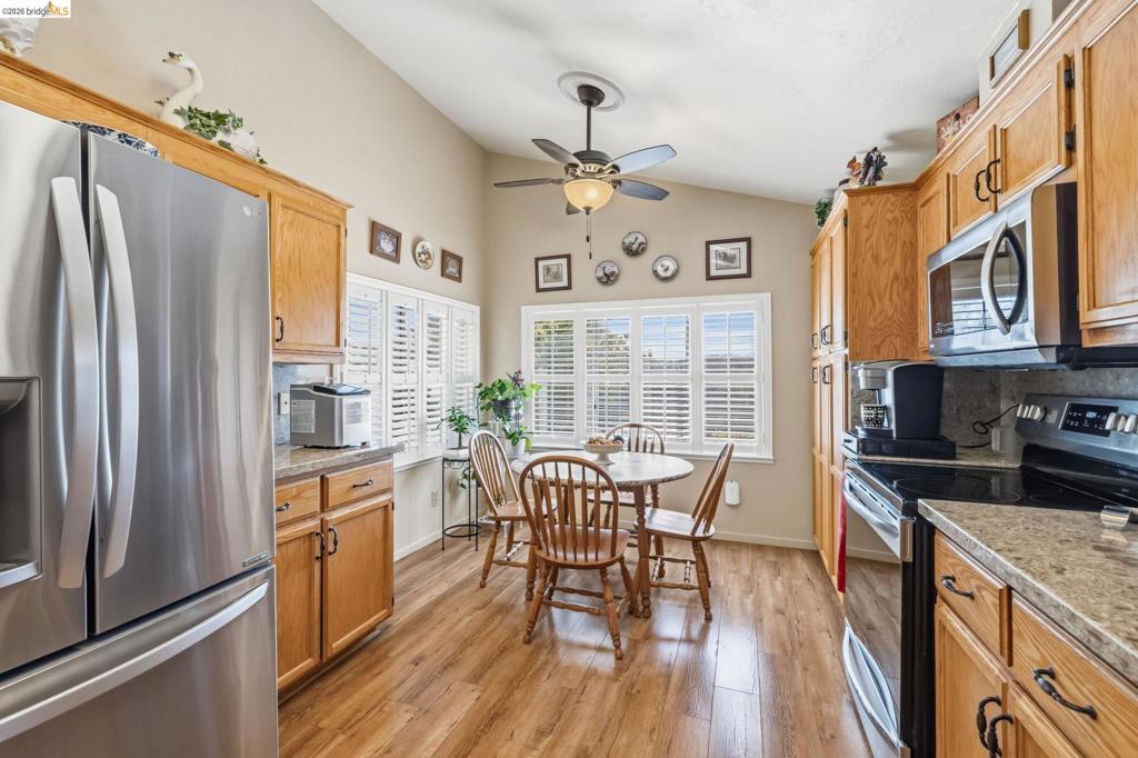 12700 Red Maple Cir #10 Property Photo 6