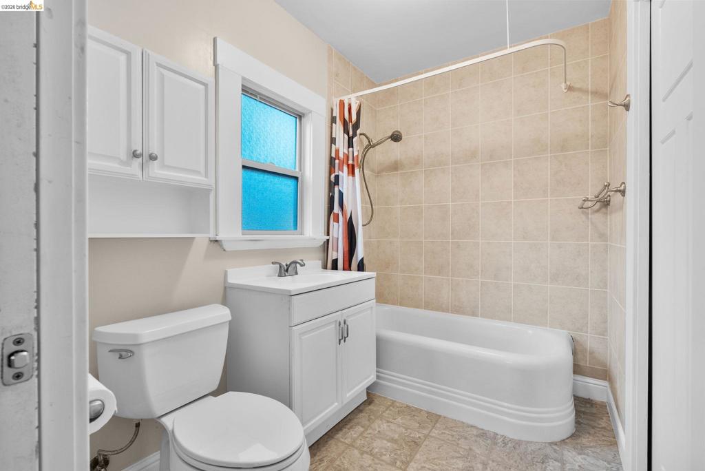 3275 Hyde Property Photo 18