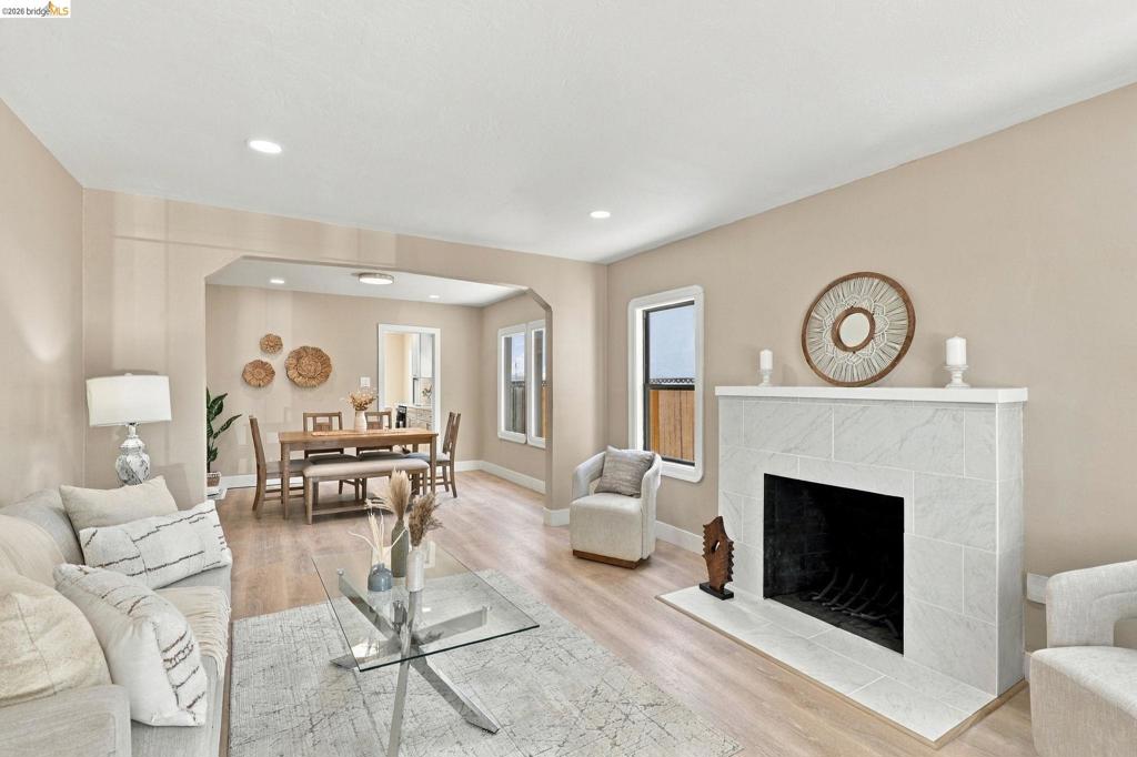 1359 Elm St Property Photo 8