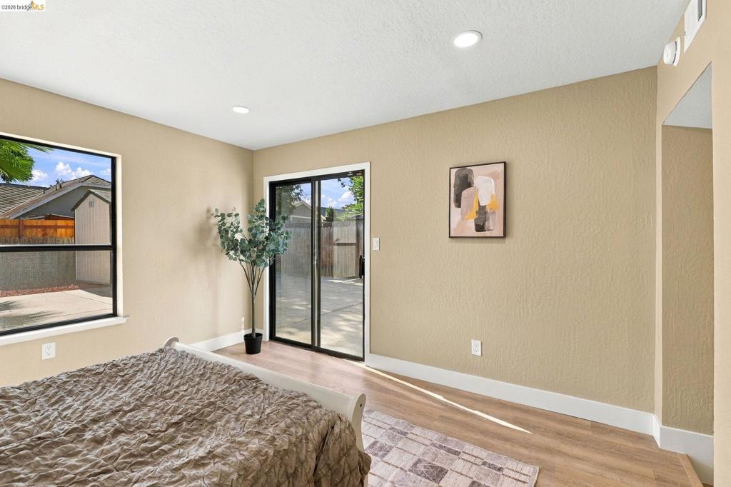 1359 Elm St Property Photo 25