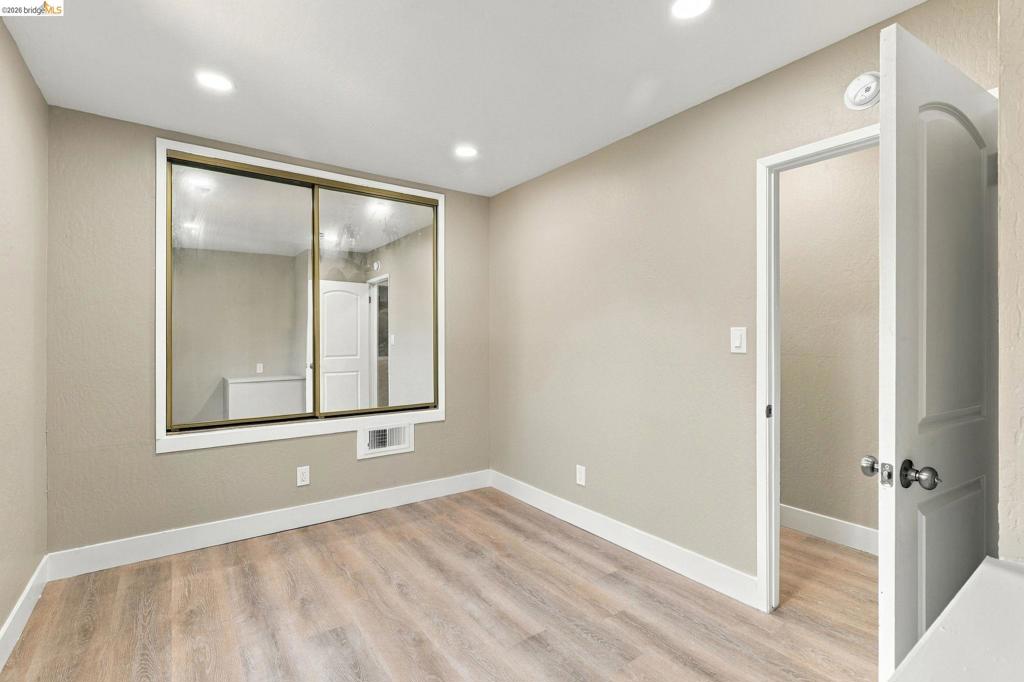 1359 Elm St Property Photo 31