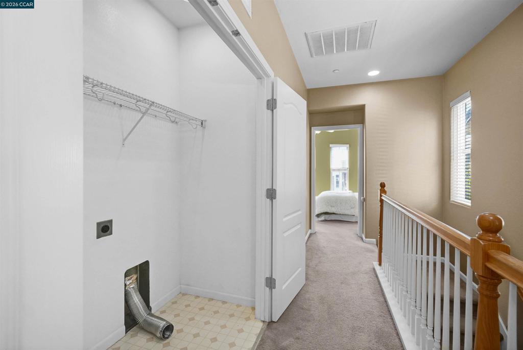 2063 Lewis St Property Photo 35