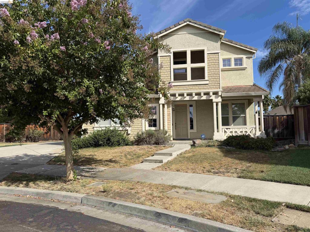 140 Treadwell Ct Property Photo 1