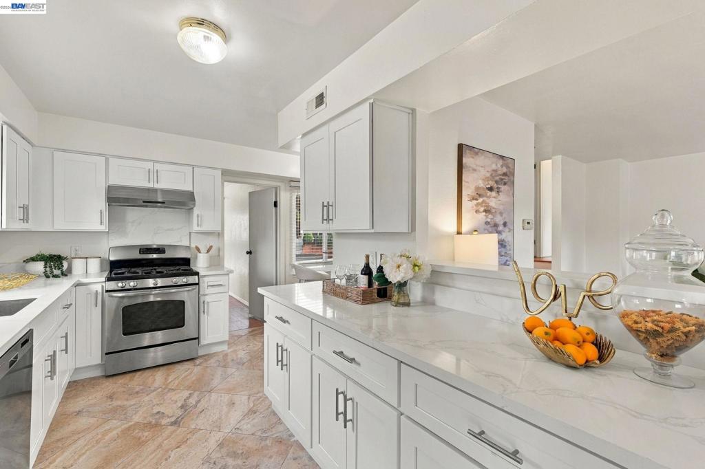 3443 Brookdale Blvd Property Photo 11