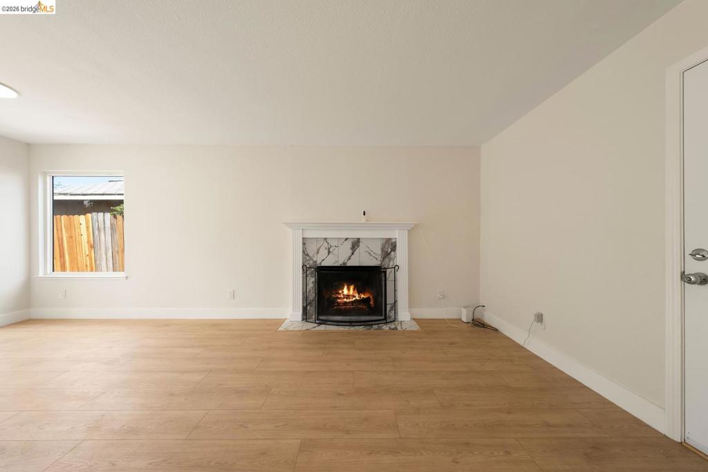 9339 Mira Del Rio Dr Property Photo 4