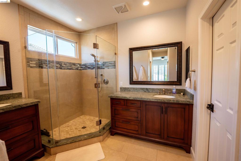 1510 Sunrise Dr Property Photo 17