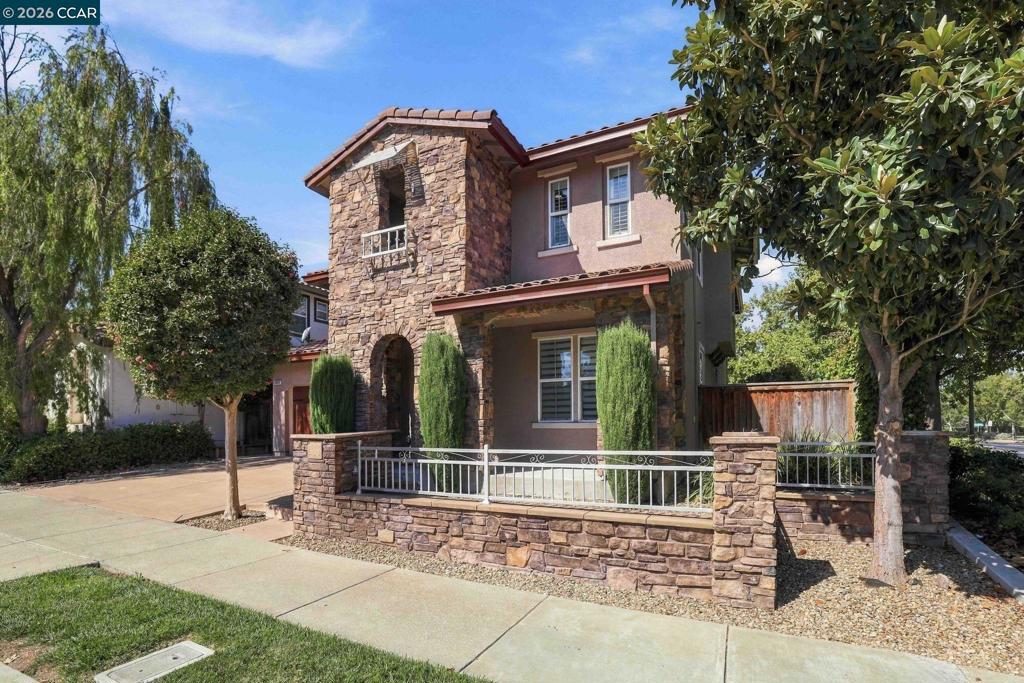 3000 Enfield Street Property Photo 1