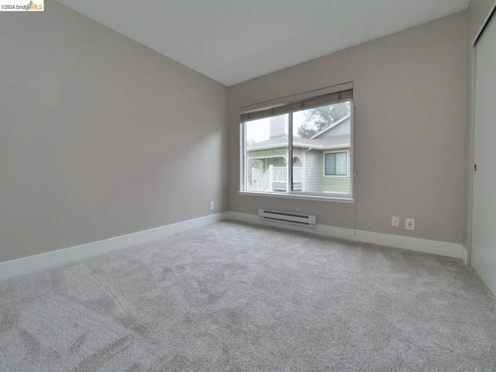 202 Shoreline Ct Property Photo 23
