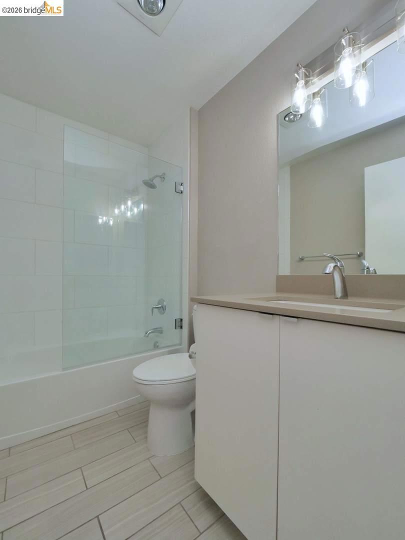 202 Shoreline Ct Property Photo 27