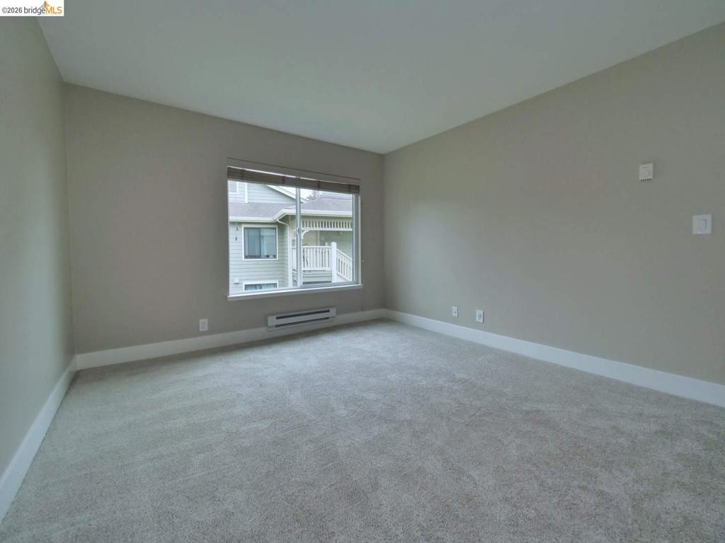202 Shoreline Ct Property Photo 29