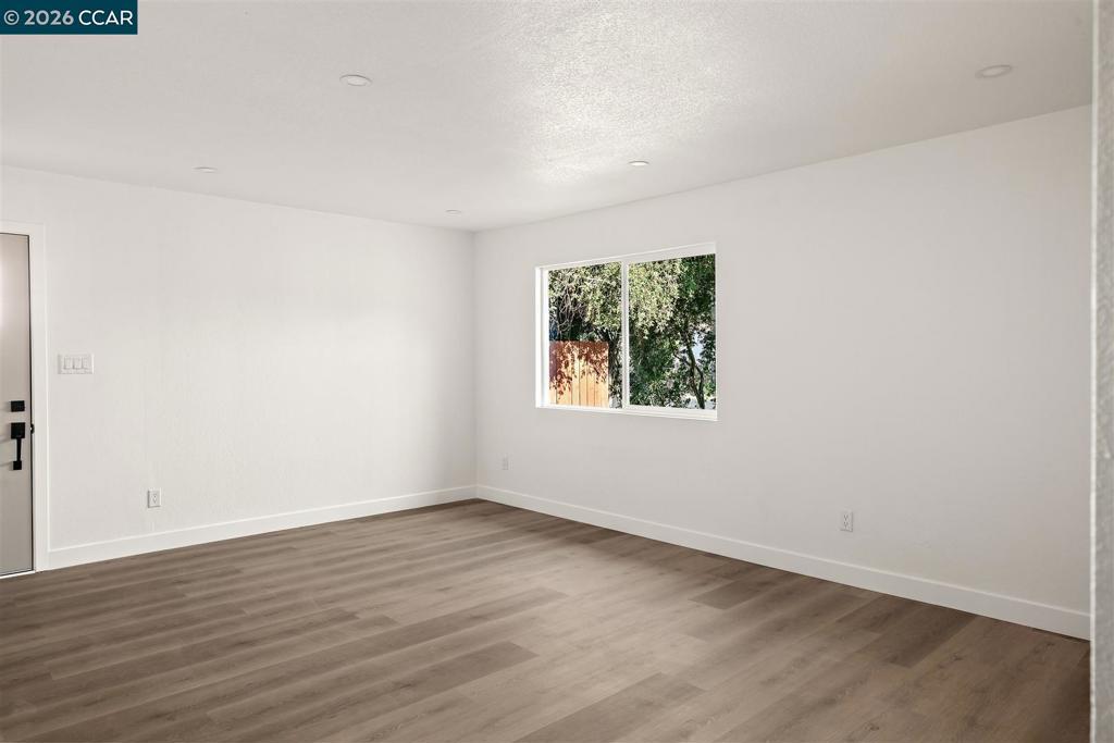 26 Polaris Dr Property Photo 8