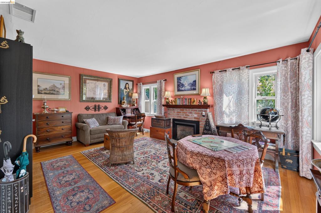 1169 1st Avenue Property Photo 3