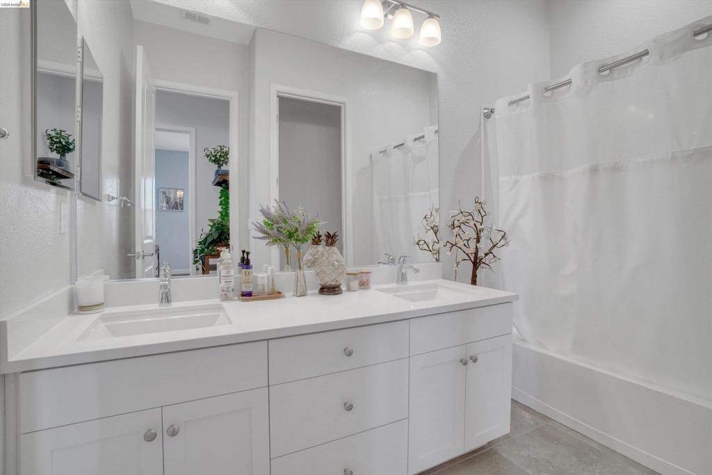 7364 Bay Harbor Way Property Photo 28