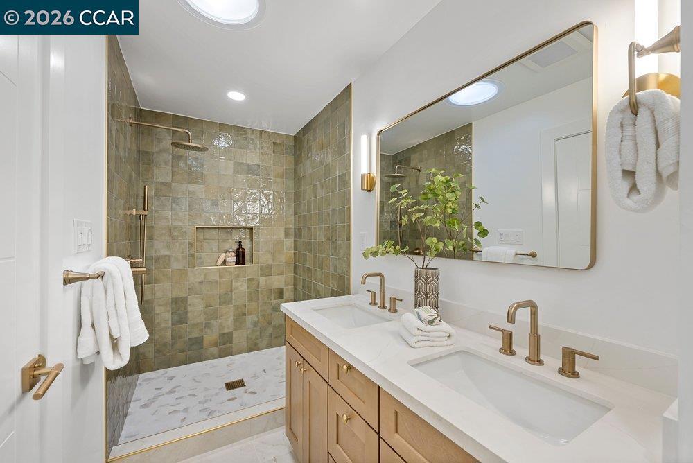8 Ramona Dr Property Photo 29