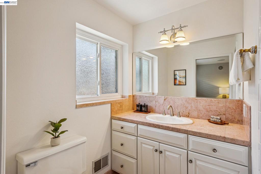 1312 Eastshore Dr Property Photo 41