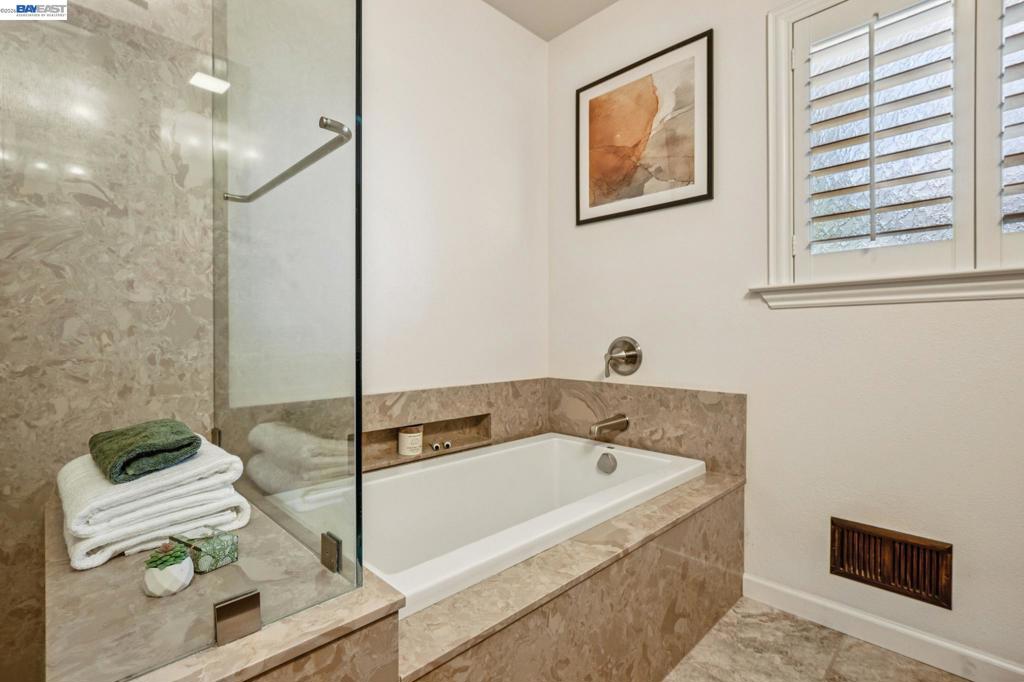 1312 Eastshore Dr Property Photo 50