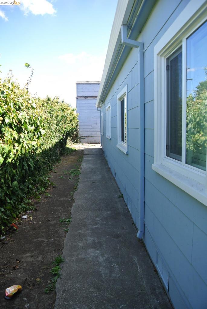 1876 15th Street Property Photo 3