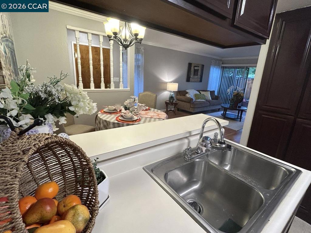 34 Massolo Dr B Property Photo 7