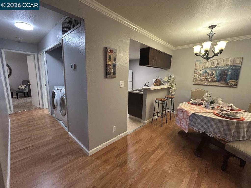 34 Massolo Dr B Property Photo 8