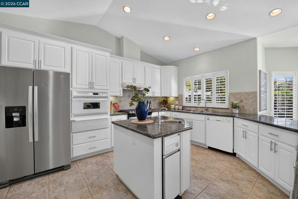 8106 Marsh Creek Rd Property Photo 15