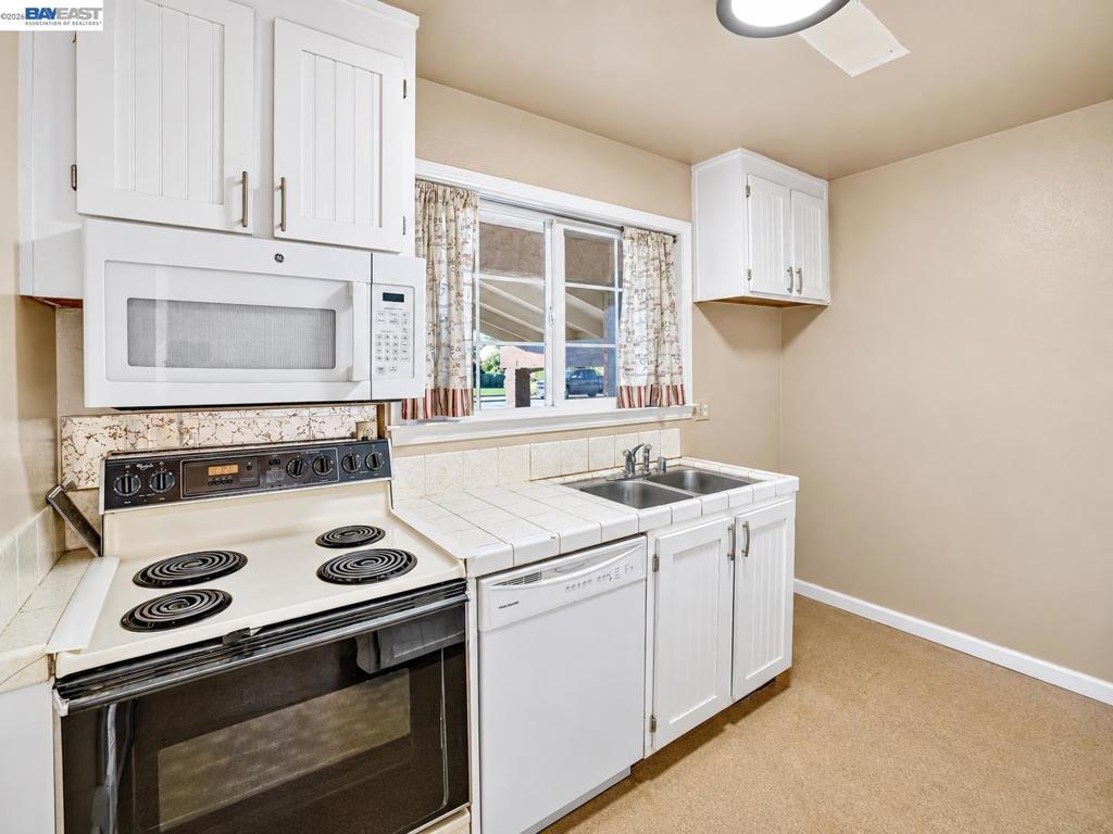 5522 Firestone Rd Property Photo 6