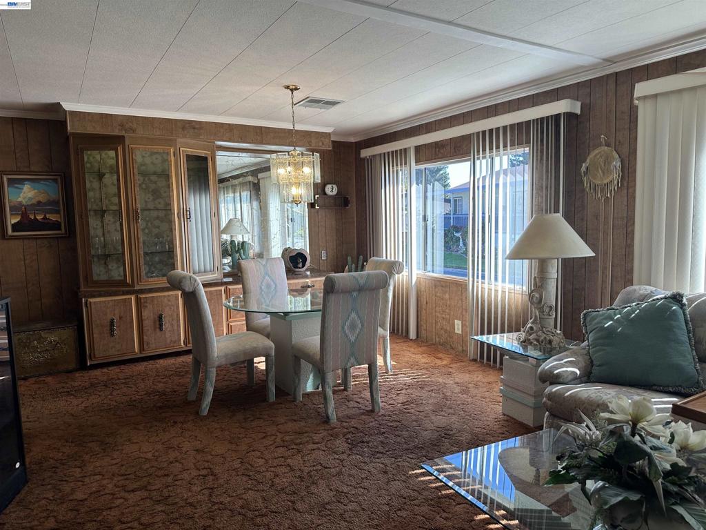 965 New England Village Dr. Property Photo 7